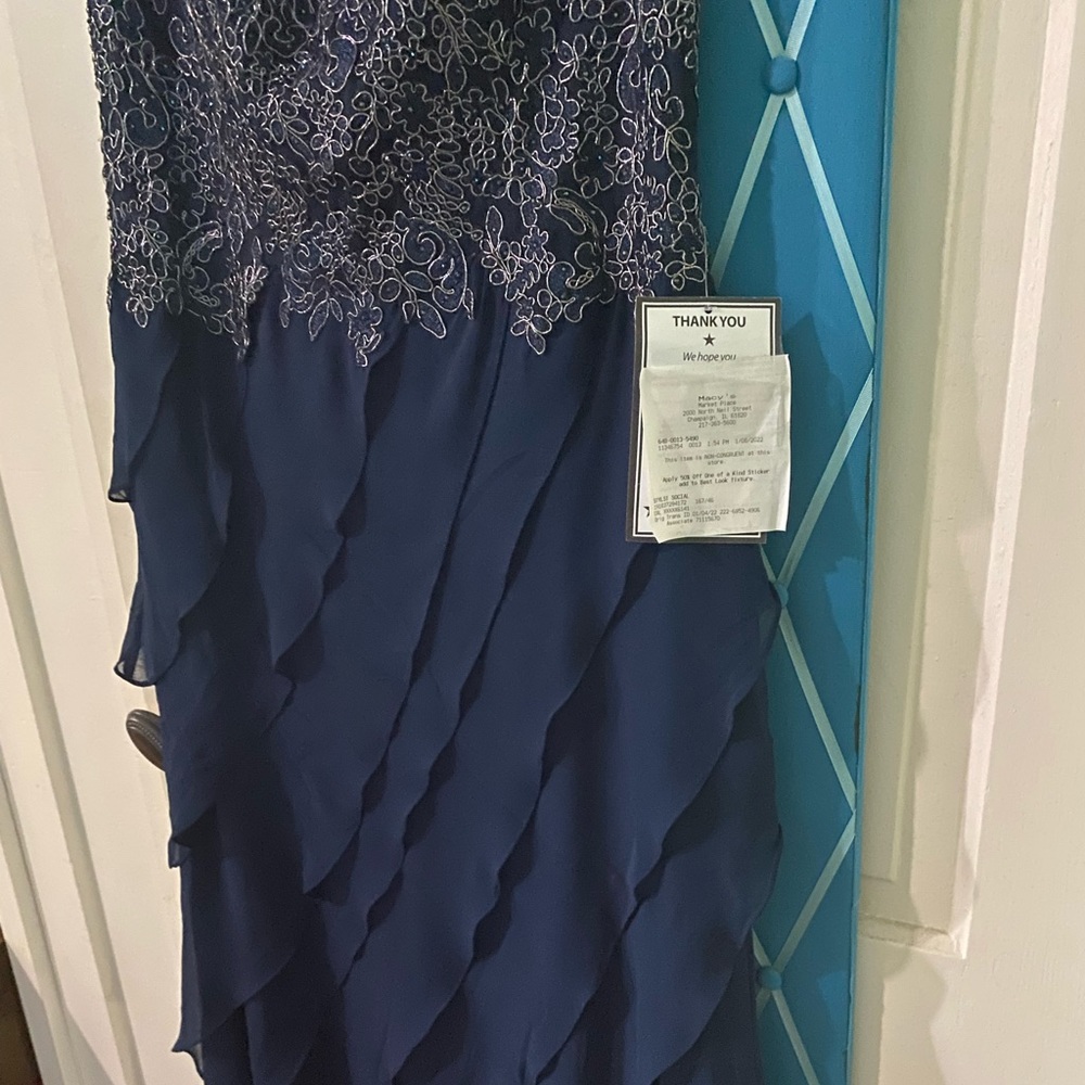 Mother of the Bride/Groom. Full length, Dark Navy